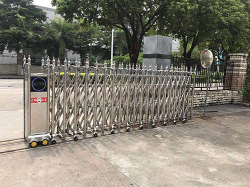 東莞伸縮門的連接管連接結構如何安排？