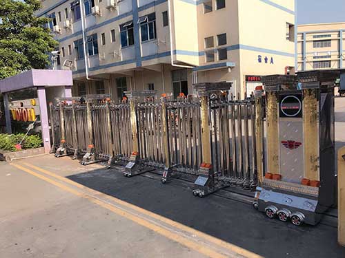 做好東莞伸縮門投入使用前的安全調(diào)試