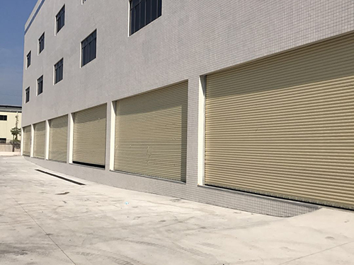 東莞電動卷閘門:關(guān)于電動卷閘門維護(hù)常識你知道的有多少